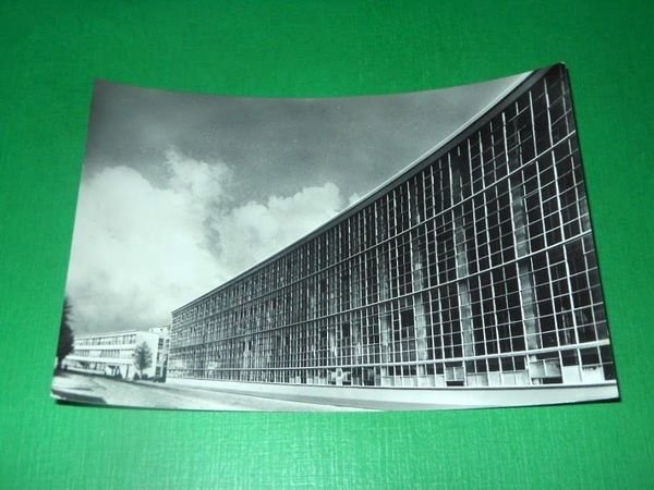 Cartolina Ivrea - Stabilimento Olivetti - Fronte Nord 1965 ca
