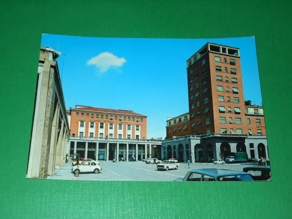 Cartolina Vercelli - Piazza Zumaglini 1974