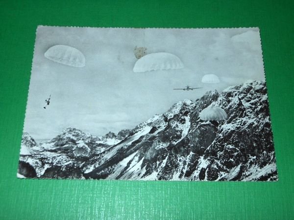 Cartolina Centro Militare di Paracadutismo - La discesa 1961