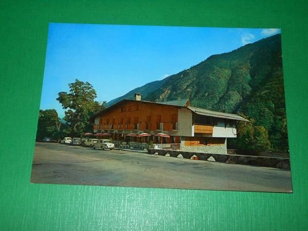 Cartolina Vinadio ( Valle Stura ) - Piazza Vittorio Veneto … | Immagine principale