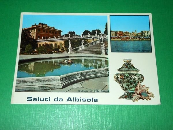 Cartolina Saluti da Albisola - Villa Gavotti - La spiaggia …