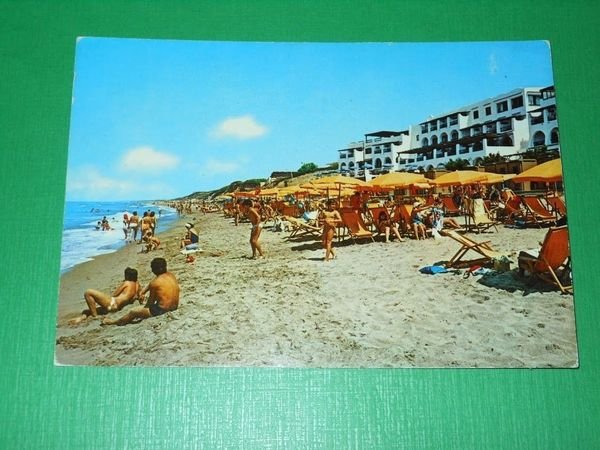 Cartolina Sabaudia - Spiaggia Hotel Le Dune 1975 ca