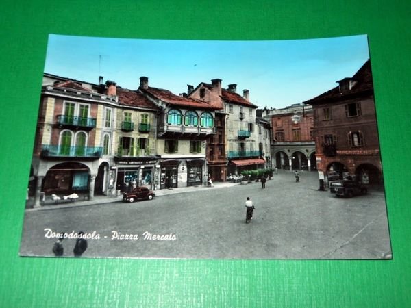Cartolina Domodossola - Piazza Mercato 1972
