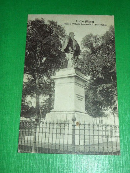 Cartolina Lucca ( Mura ) - Monumento a Vittorio Emanuele … | Immagine principale