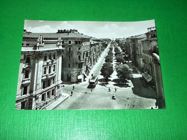 Cartolina Ancona - Viale della Vittoria 1954
