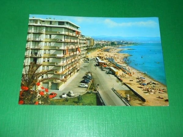 Cartolina Borghetto S. Spirito - La spiaggia 1971