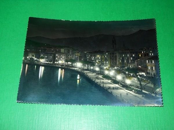 Cartolina Rapallo di notte - Passeggiata a mare 1960 ca