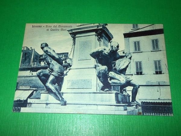 Cartolina Livorno - Base del Monumento ai Quattro Mori 1931 | Immagine Gallery 1