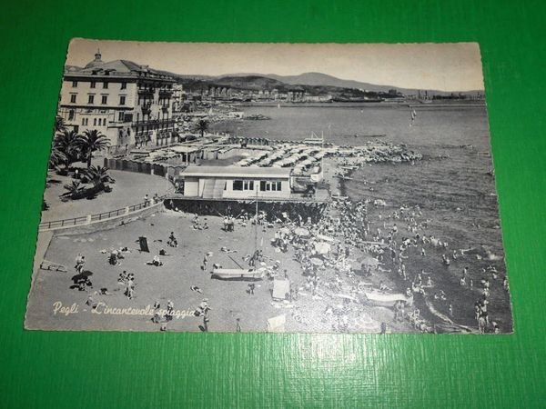 Cartolina Pegli - L'incantevole spiaggia 1950 ca