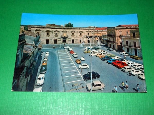 Cartolina Francofonte ( Siracusa ) - Piazza Garibaldi 1976