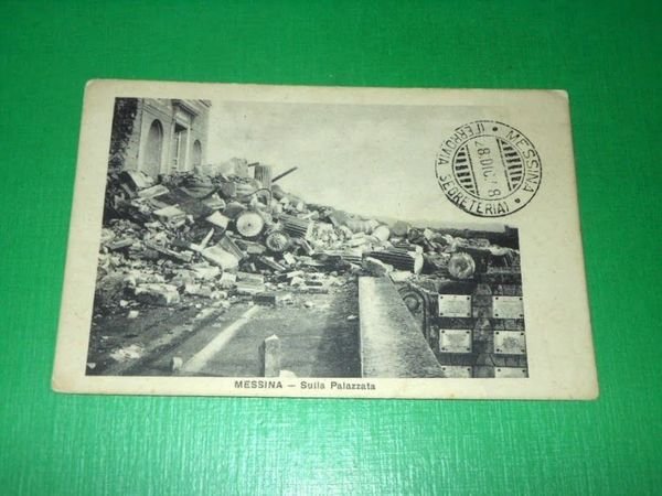 Cartolina Messina - Sulla Palazzata dopo il terremoto 1908