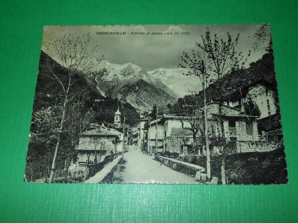 Cartolina Piedicavallo - Entrata al Paese 1954.