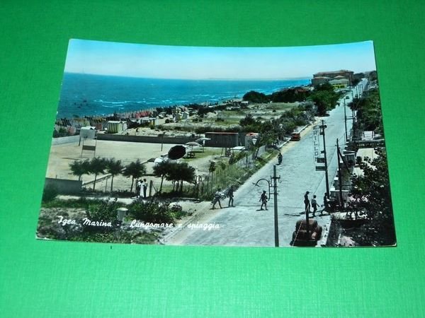 Cartolina Igea Marina - Lungomare e spiaggia 1957