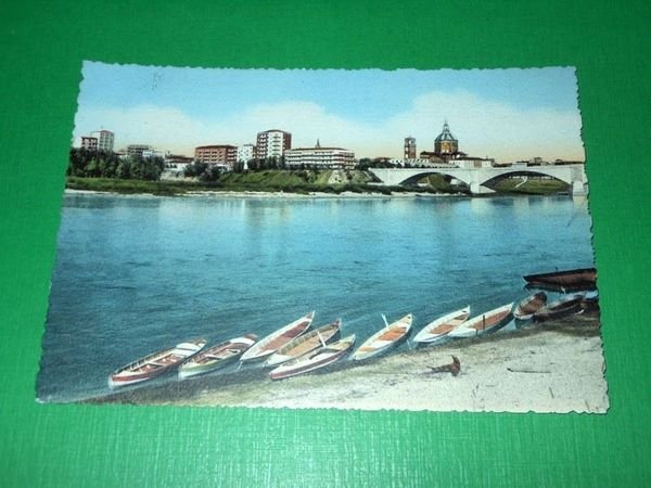 Cartolina Pavia - Veduta parziale dal Ticino 1950 ca
