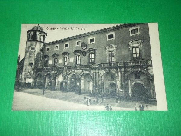 Cartolina Orvieto - Palazzo del Comune 1920 ca