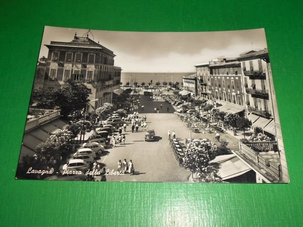 Cartolina Lavagna - Piazza della Libertà 1970