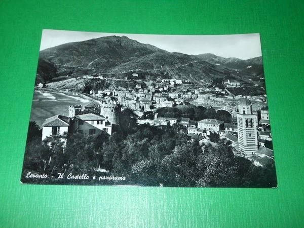 Cartolina Levanto - Il Castello e panorama 1954