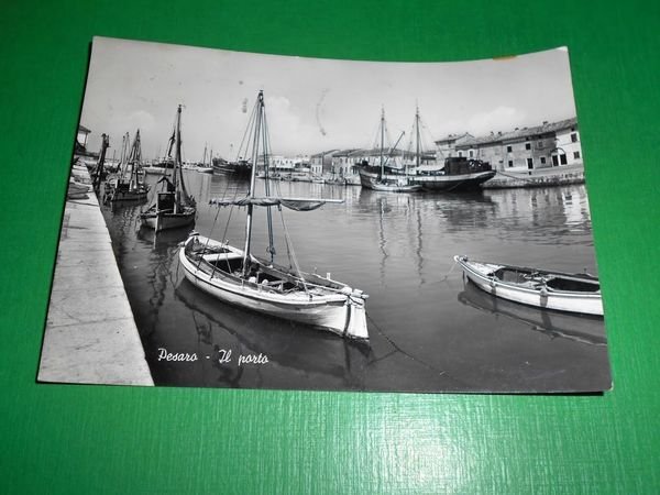 Cartolina Pesaro - Il porto 1955.