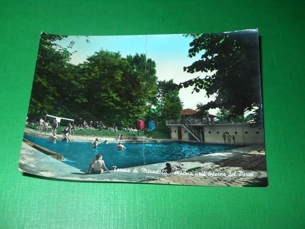 Cartolina Terme di Miradolo - Piscina nell' interno del Parco …