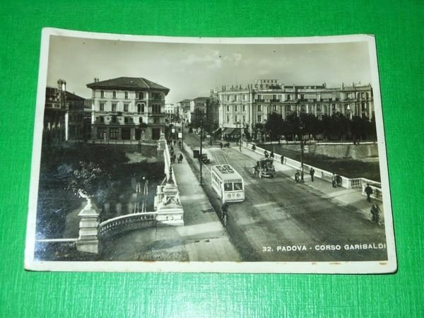 Cartolina Padova - Corso Garibaldi 1943 | Immagine Gallery 1