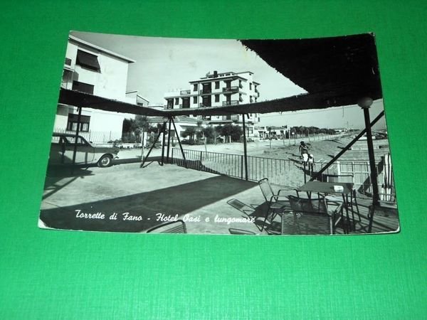 Cartolina Torrette di Fano - Hotel Oasi e lungomare 1975