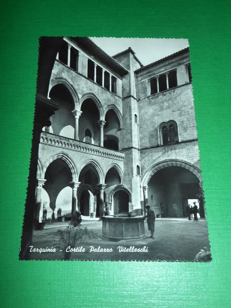 Cartolina Tarquinia - Cortile Palazzo Vitelleschi 1950 ca.