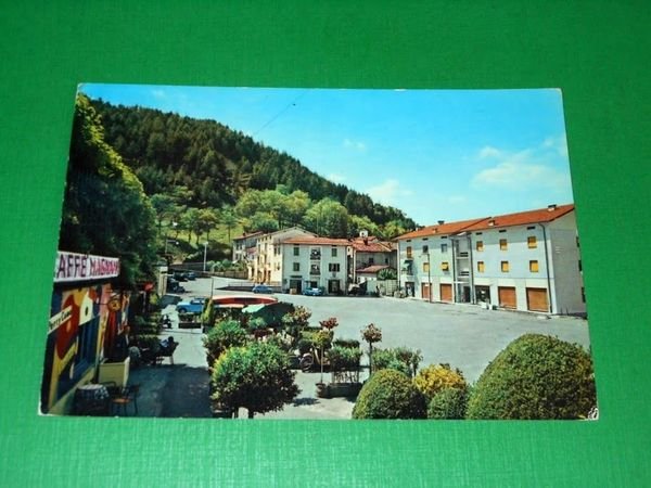 Cartolina Castelnovo ne' Monti - PIazza della Libertà e Teatro …