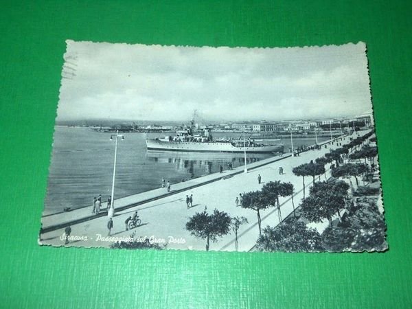 Cartolina Siracusa - Passeggiata sul Gran Porto 1953