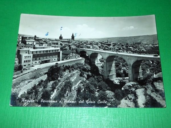 Cartolina Ragusa - Panorama e Palazzo del Genio Civile 1955