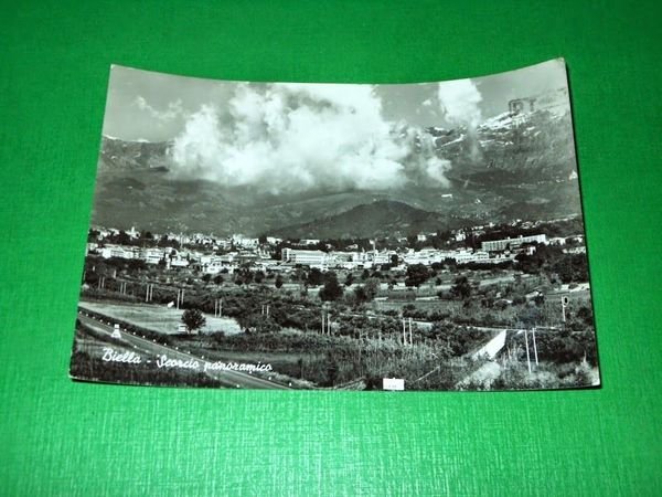 Cartolina Biella - Scorcio panoramico 1960