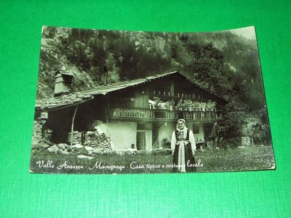 Cartolina Valle Anzasca - Macugnaga - Casa tipica e costume … | Immagine Gallery 1