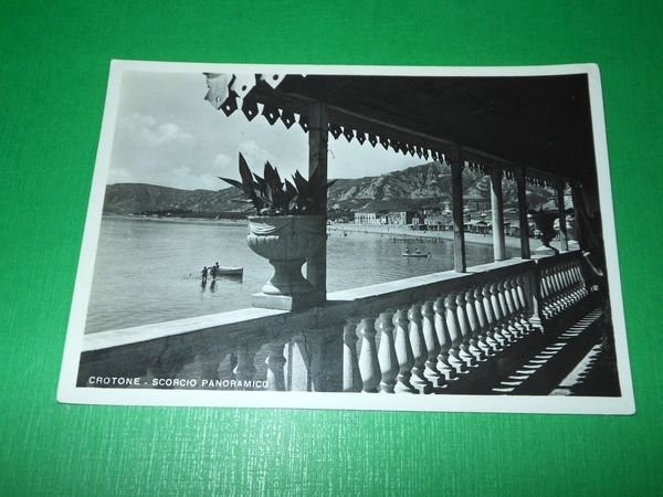 Cartolina Crotone - Scorcio panoramico 1947