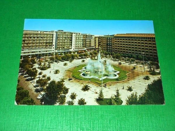 Cartolina Lecce - Piazza Mazzini 1977
