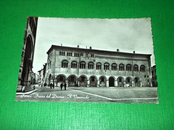 Cartolina Parma - Piazza del Duomo - Il Vescovado 1956