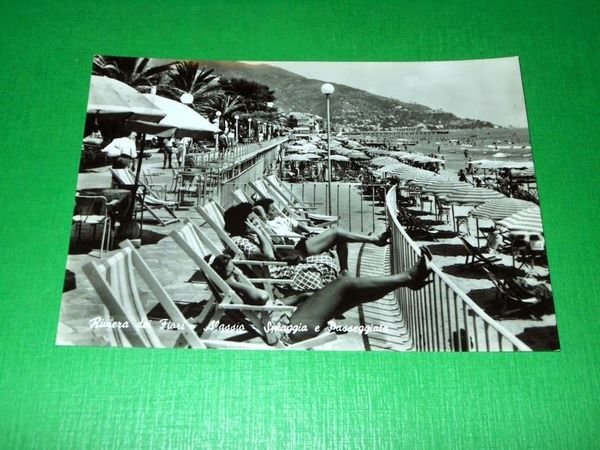 Cartolina Riviera dei Fiori - Alassio - Spiaggia e Passeggiata …