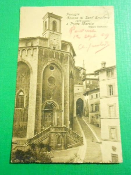 Cartolina Perugia - Chiesa di Sant' Ercolano e Porta Marzia …