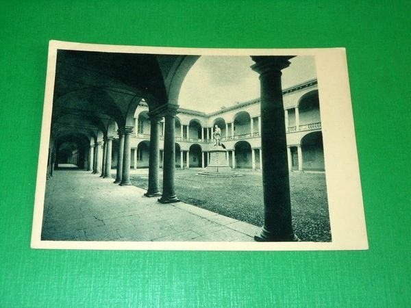 Cartolina Pavia - Università - Portici e cortile di A. …