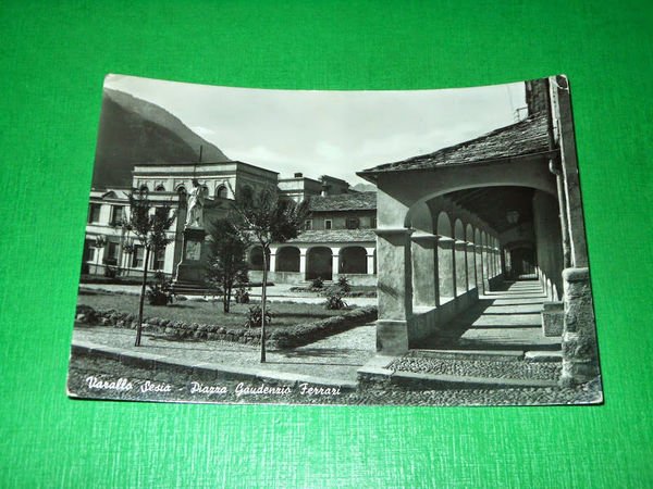 Cartolina Varallo Sesia - Piazza Gaudenzio Ferrari 1958