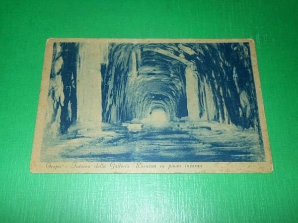 Cartolina Oropa - Interno della Galleria Rosazza in pieno inverno …