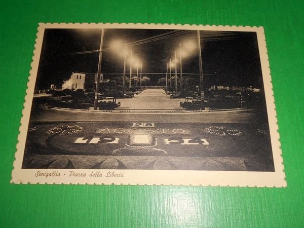 Cartolina Senigallia - Piazza della Libertà 1940 ca #2