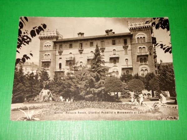 Cartolina Biella - Palazzo Ronco, Giardini Pubblici e Monumento ai …