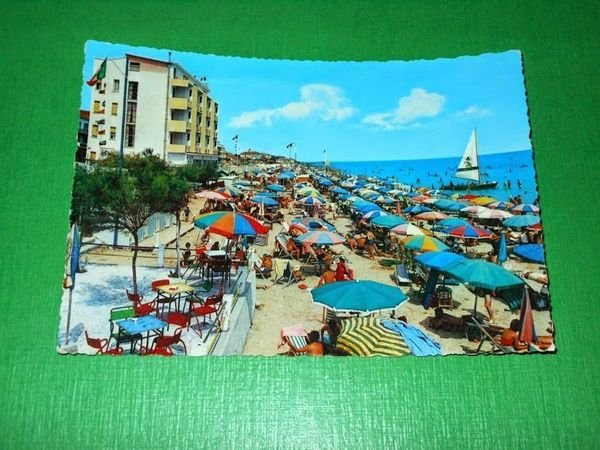 Cartolina Igea Marina - La spiaggia 1964.