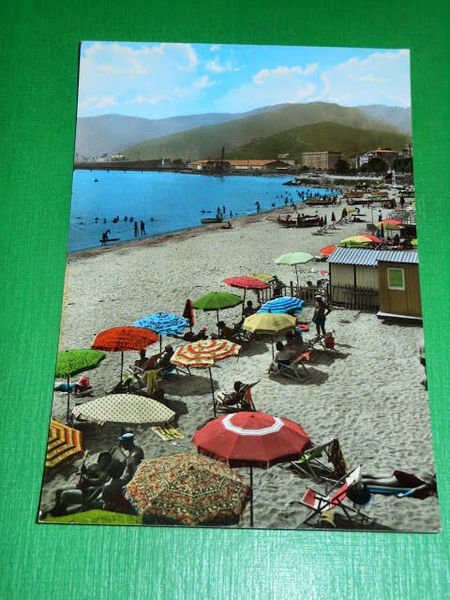 Cartolina Vado Ligure - Spiaggia 1955 ca. | Immagine principale
