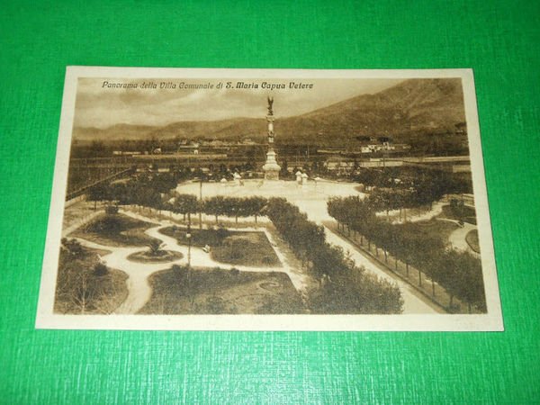 Cartolina Santa Maria Capua Vetere - Panorama della Villa Comunale …
