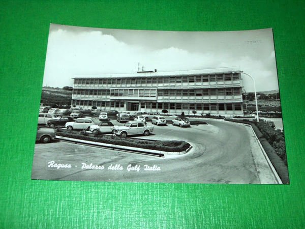 Cartolina Ragusa - Palazzo della Gulf Italia 1960 ca.