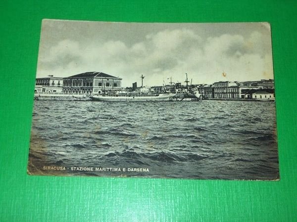 Cartolina Siracusa - Stazione Marittima e Darsena 1953.