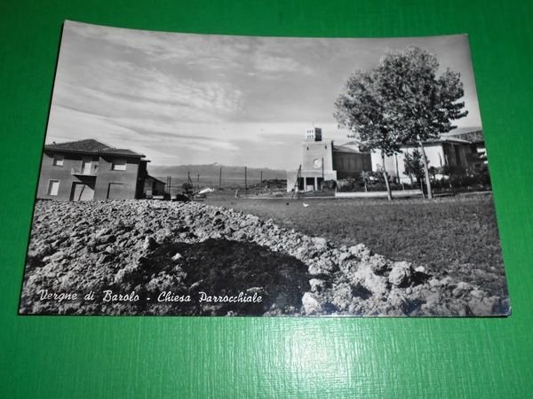 Cartolina Vergne di Barolo - Chiesa Parrocchiale 1960 ca.