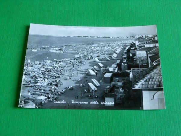 Cartolina Viserba - Panorama della spiaggia 1964