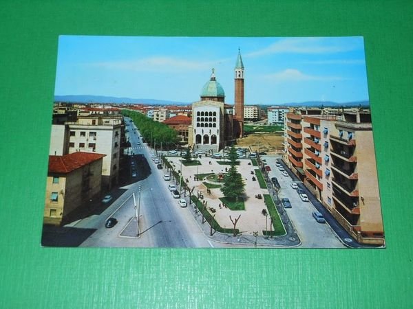 Cartolina Grosseto - Piazza delle Regioni 1965 | Immagine principale