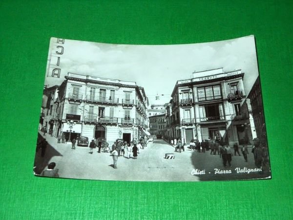 Cartolina Chieti - Piazza Valignani 1955